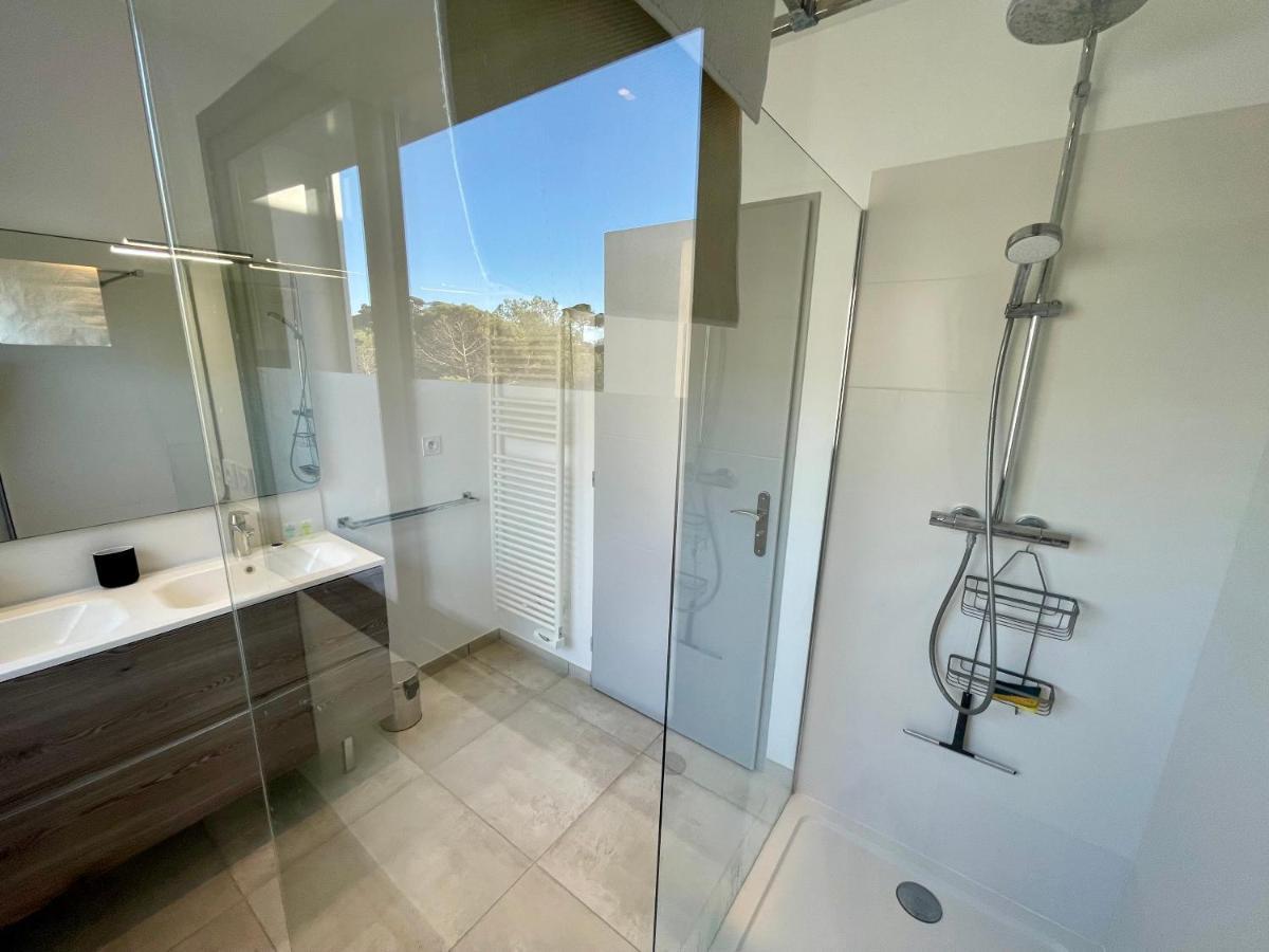 Appartement Luxe Le Levant Hyeres Exterior photo